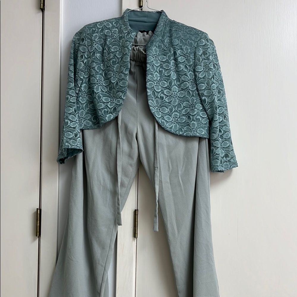 Elegant Teal Women's torera and pants